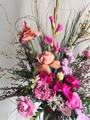 Flower Delivery Vancouver-The Valentine's Focal Arrangement-Bouquets-Florist-The Wild Bunch Flower Shop