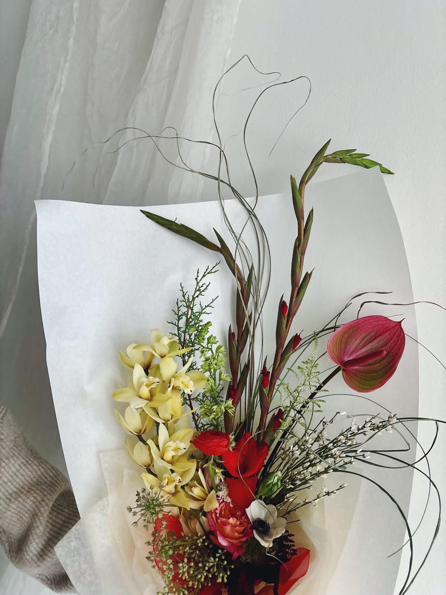 Flower Delivery Vancouver-Holiday Flower Forward Bouquet-Flower Bouquets-Florist-The Wild Bunch Flower Shop