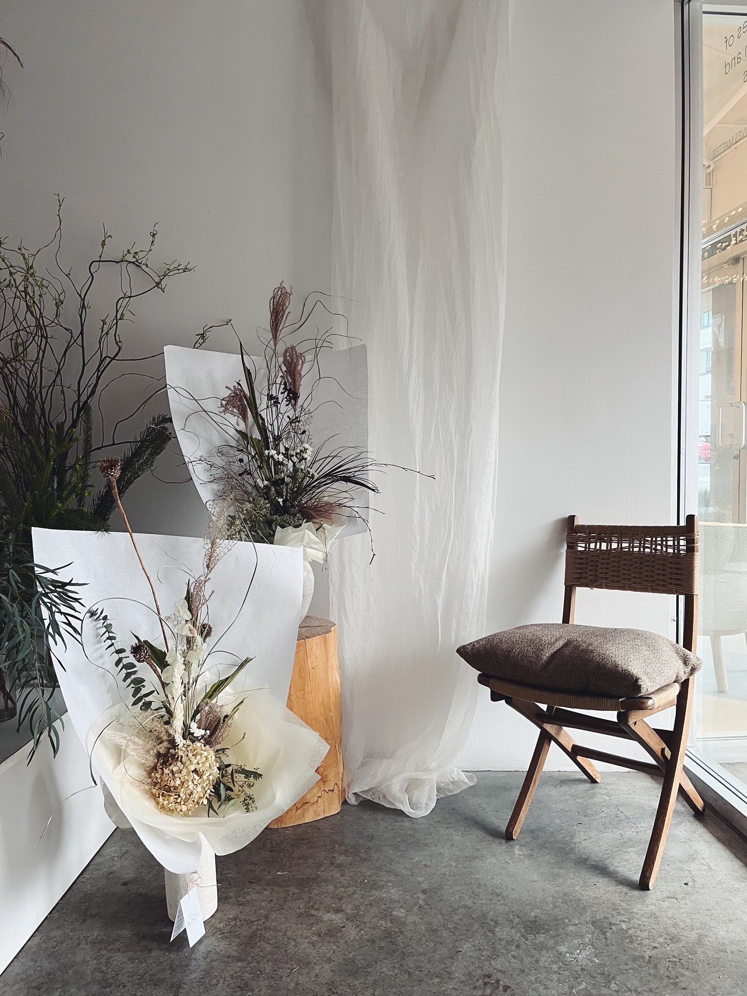 Flower Delivery Vancouver-Workshop: The Art of Dried Floral Arrangement (Nov 18)-Workshops-Florist-The Wild Bunch Flower Shop