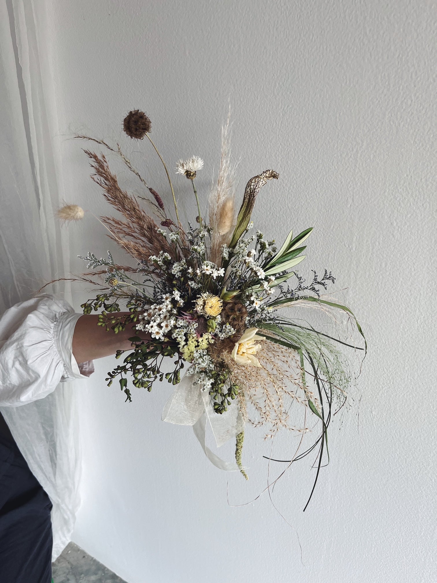 Flower Delivery Vancouver-Workshop: The Art of Dried Floral Arrangement (Nov 18)-Workshops-Florist-The Wild Bunch Flower Shop