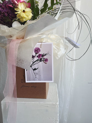 Flower Delivery Vancouver-The Mother's Day Dried Bouquet-Bouquets-Florist-The Wild Bunch Flower Shop