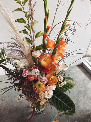 Flower Delivery Vancouver-Wedding Focal Arrangement-Weddings-Florist-The Wild Bunch Flower Shop